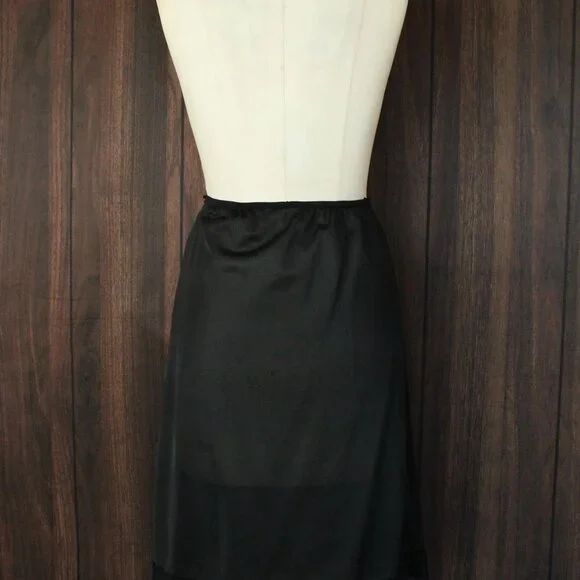 Vintage 1960s 1970s Half Slip, Carol Brent Black Nylon with Shamrock, Size Small - Picture 9 of 10